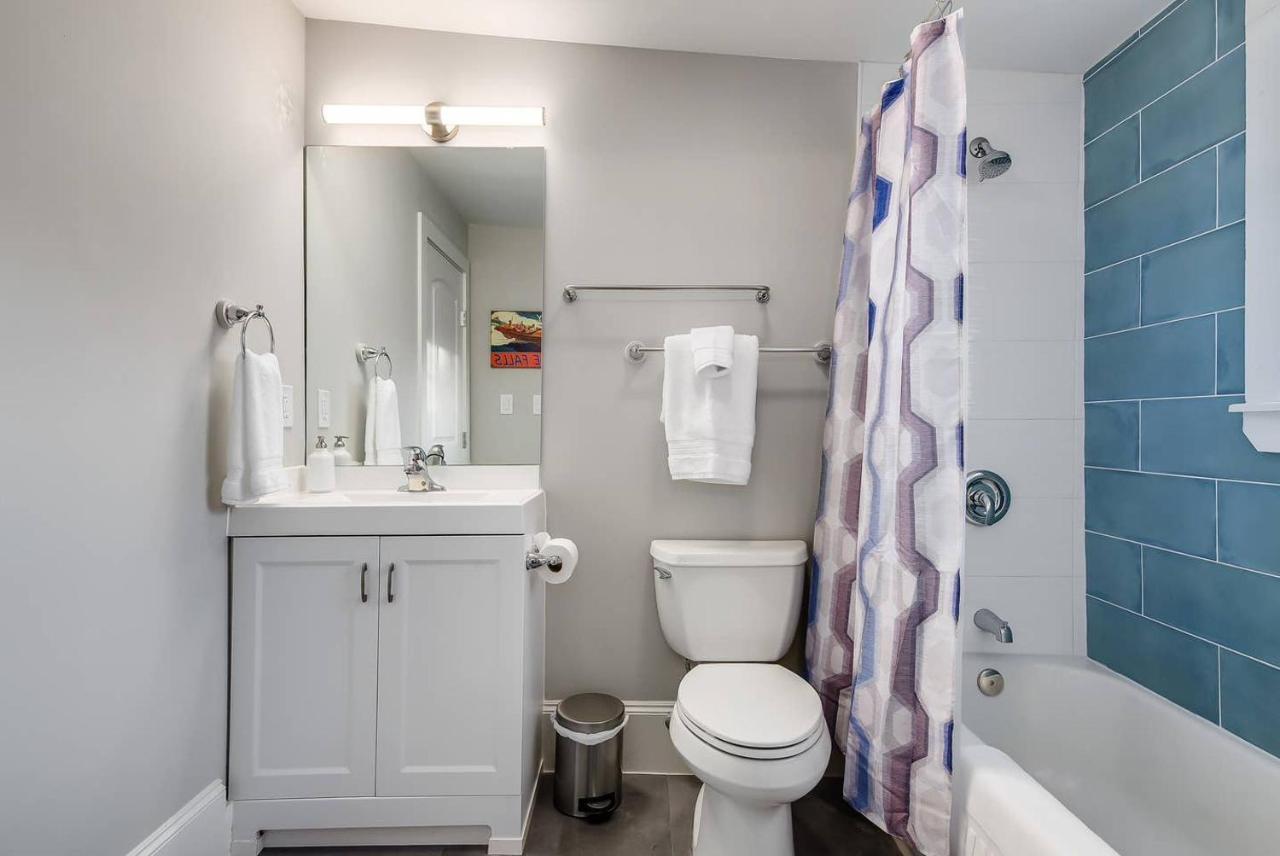 Mckenize Guest House: Marble Falls Suite 1 Bd, 1Ba المظهر الخارجي الصورة